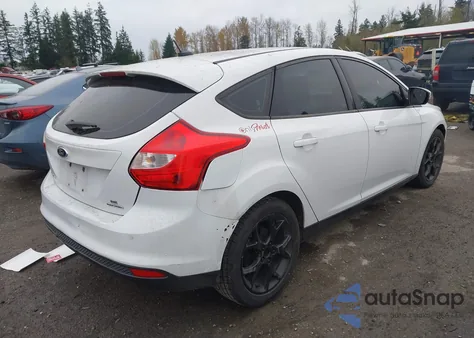 2013 Ford Focus Se z USA, uszkodzony, nr VIN 1FADP3K23DL214553